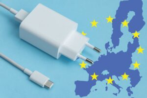 cavo caricabatterie con "disegno" europa